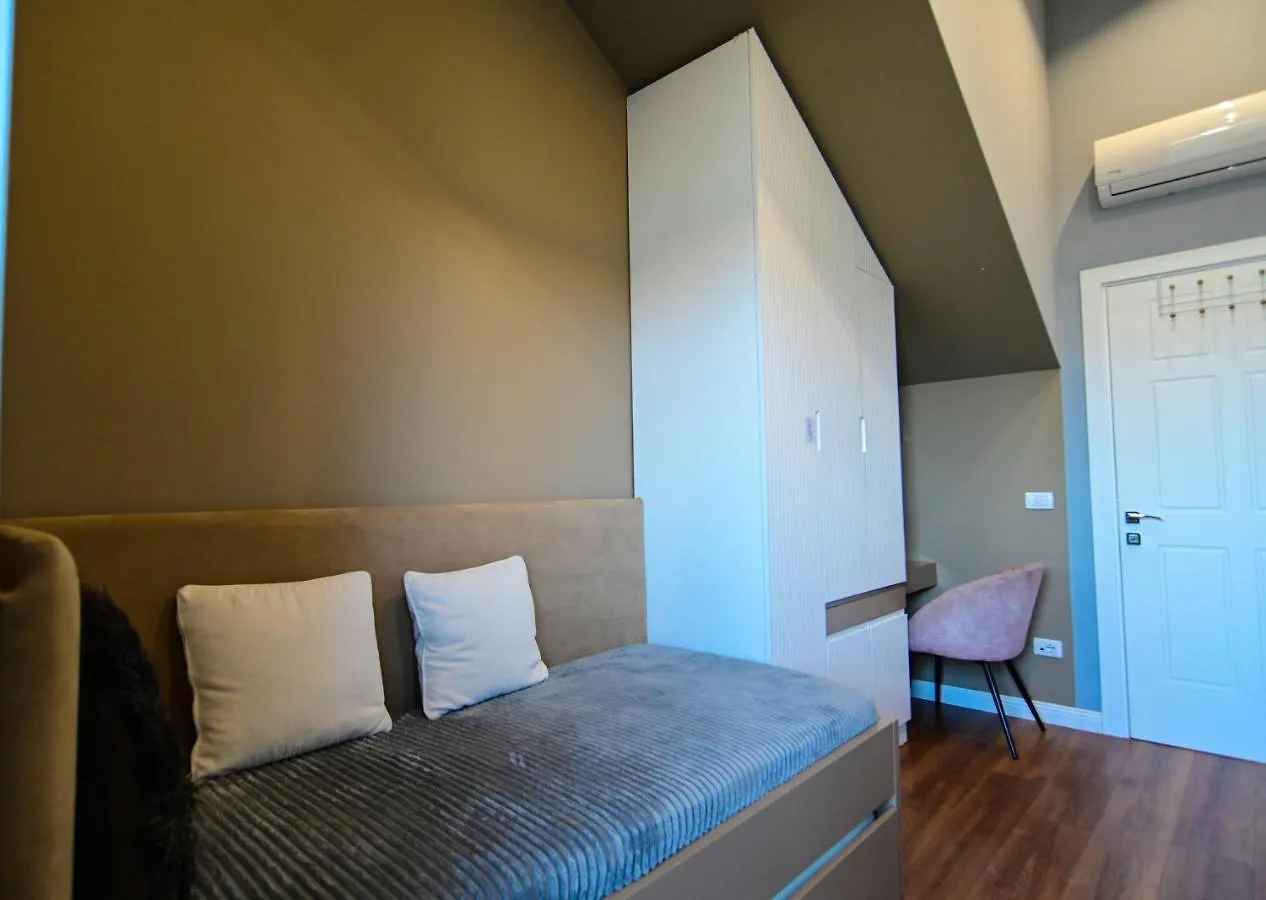 Stylish Two Bedroom House With Private Pool تيرانا ألبانيا