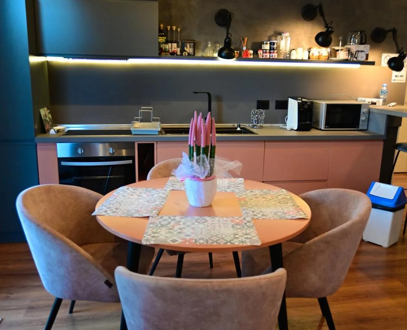 فيلة Stylish Two Bedroom House With Private Pool تيرانا